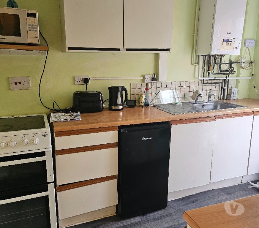 Property to Rent Bedfordshire Luton - Photos for studio flat for rent in Luton Beechwood area