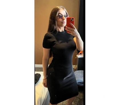 Photos for 🇧🇷 STUNNING 🥵👑 MALU 👑 IN TOTTENHAM N17