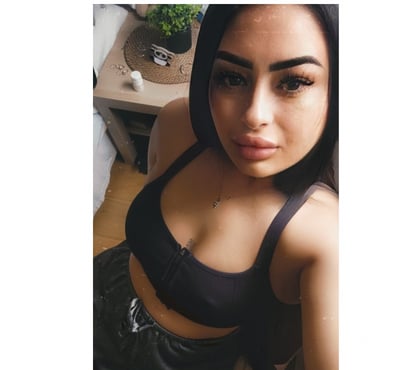 Escorts Luton Town Centre Luton - Photos for Good service Not Rush💯!!!!!!😉😉😘 💯