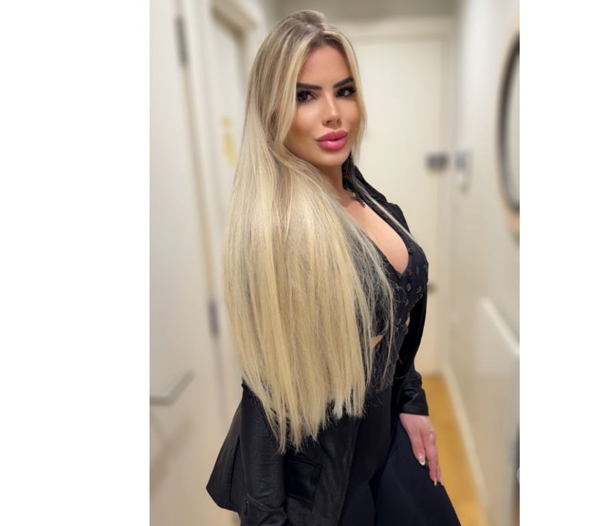 Escorts North West London Cricklewood - North West London - Photos for The best service 🥂 best price 🤑 last days here ✈️