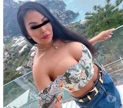 Escorts Canary Wharf East London - Photos for Half Latina-Half Asian 07751236557