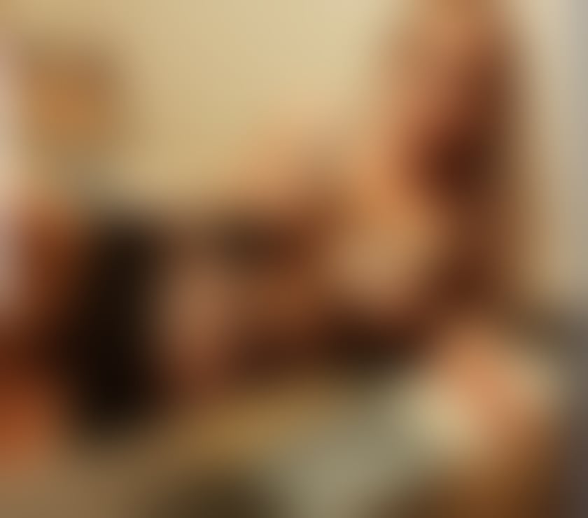  Escorts & Erotic Massage Ibrox Glasgow - Photos for Hello guys I'm Karyna a blonde girl in your area pic 100%