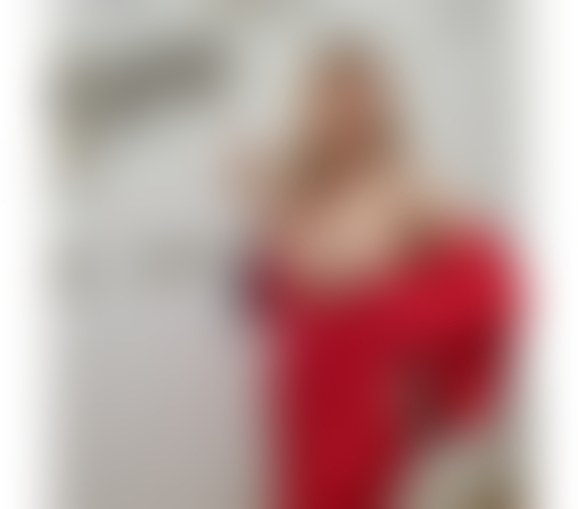  Escorts & Erotic Massage Ibrox Glasgow - Photos for Hello guys I'm Karyna a blonde girl in your area pic 100%