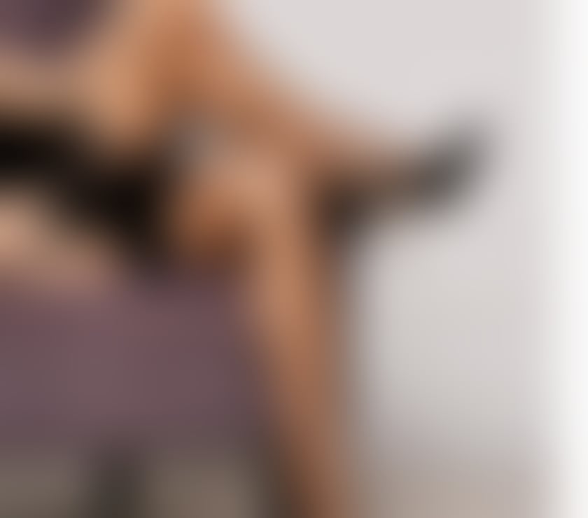 Escorts Hampshire Rushmoor - Photos for Classy Olivia, mature and allure waiting for you