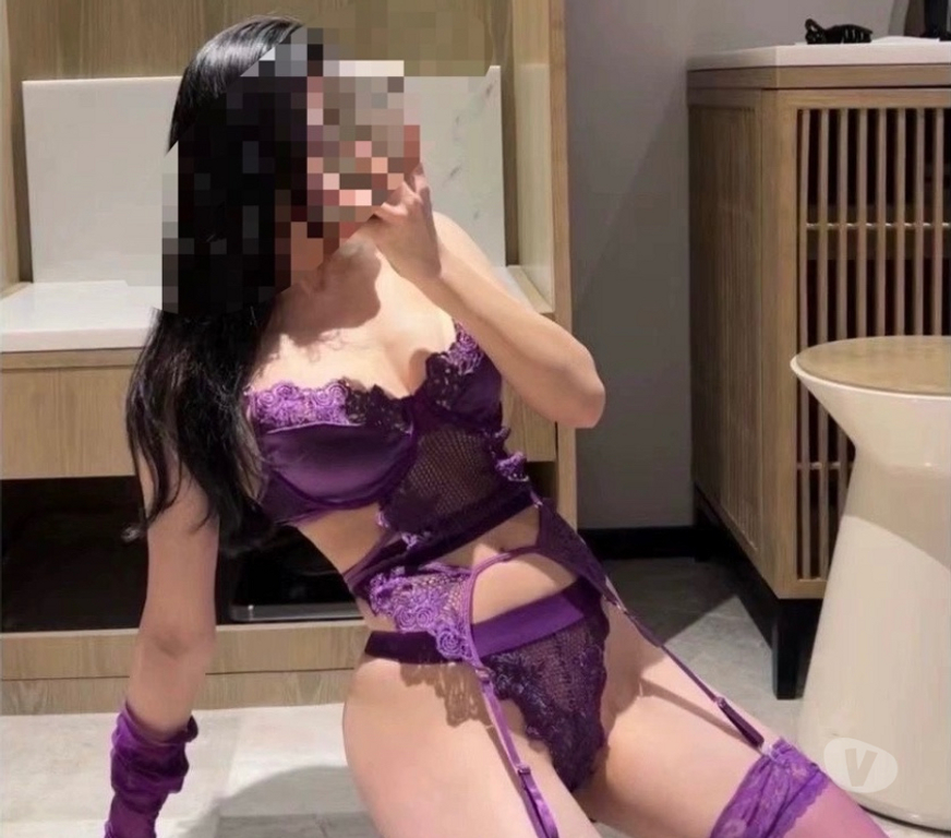 Escorts North London Bounds Green - North London - Photos for Top Asian relaxing B2B 🎀massage 🎀