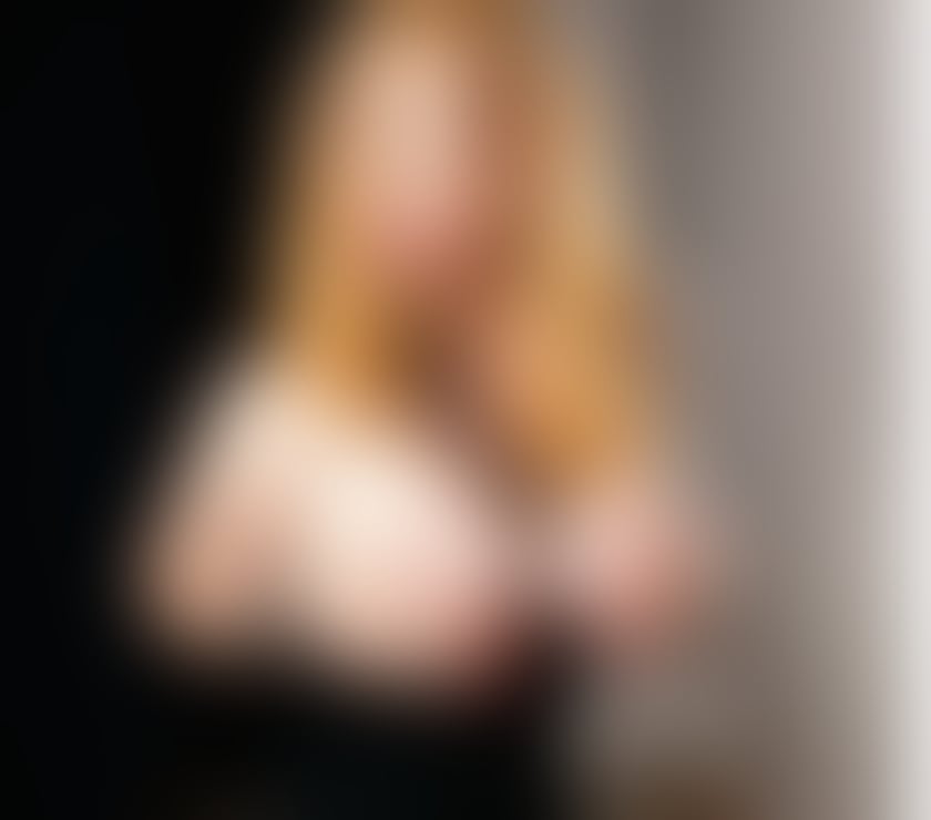 Trans Escorts Kent Swale - Photos for Brigitte Von Bombom Transsexual Woman in Kent Sittinbourne