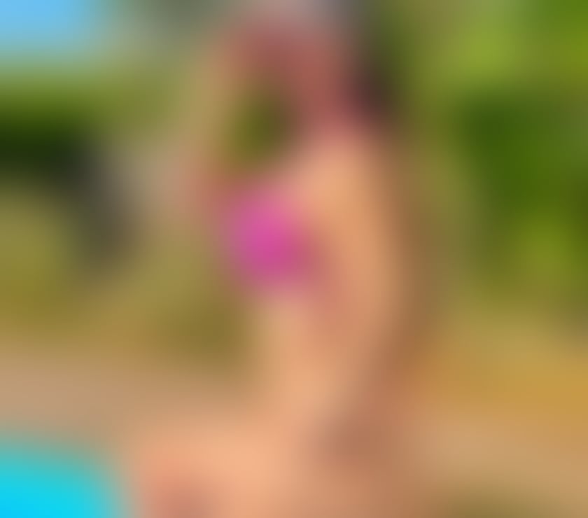 Photos for KAROL NATURAL GIRL🫦 REAL PHOTOS 🫦 PARTY Happy