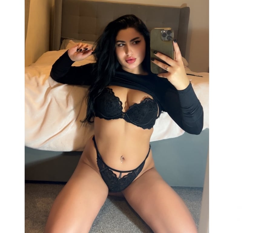 Escorts West Northamptonshire Northampton - West Northamptonshire - Photos for Viviane in town ! Call me REAL PICTURES !!🥵