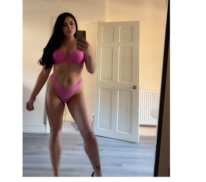 Escorts and Massages Northampton West Northamptonshire - Photos for Viviane back in town ! Call me 🥵