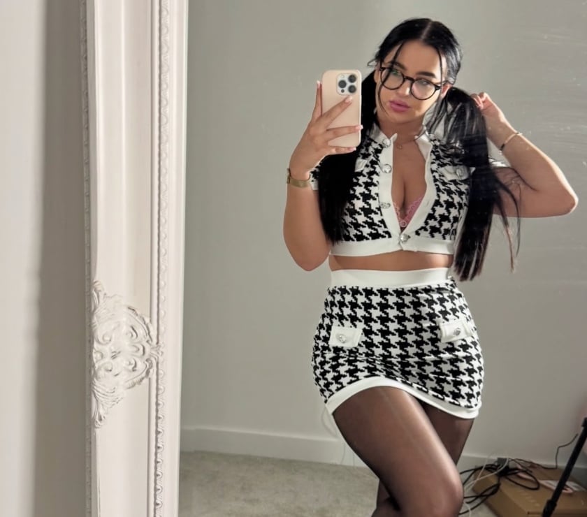 Escorts Reading Town Centre Reading - Photos for 🤩 new party girl🎉outcall only 🥰