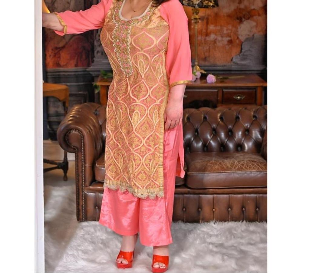 Escorts West Yorkshire Bradford - Photos for Indian mahi mantra