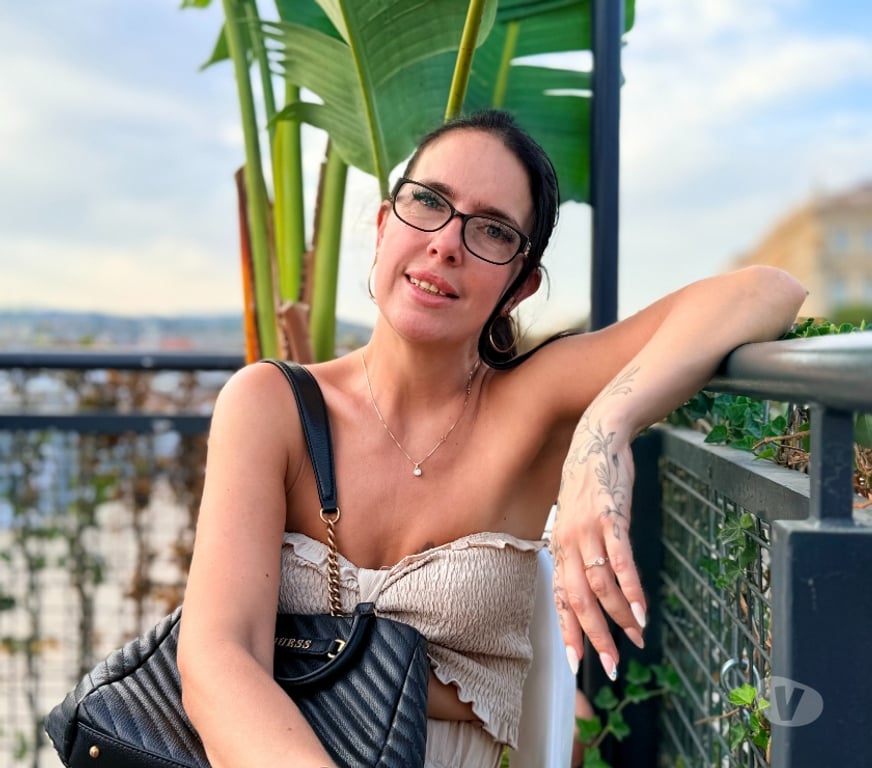 Adult Entertainment Suffolk Ipswich - Photos for Lucy’s online services English beauty