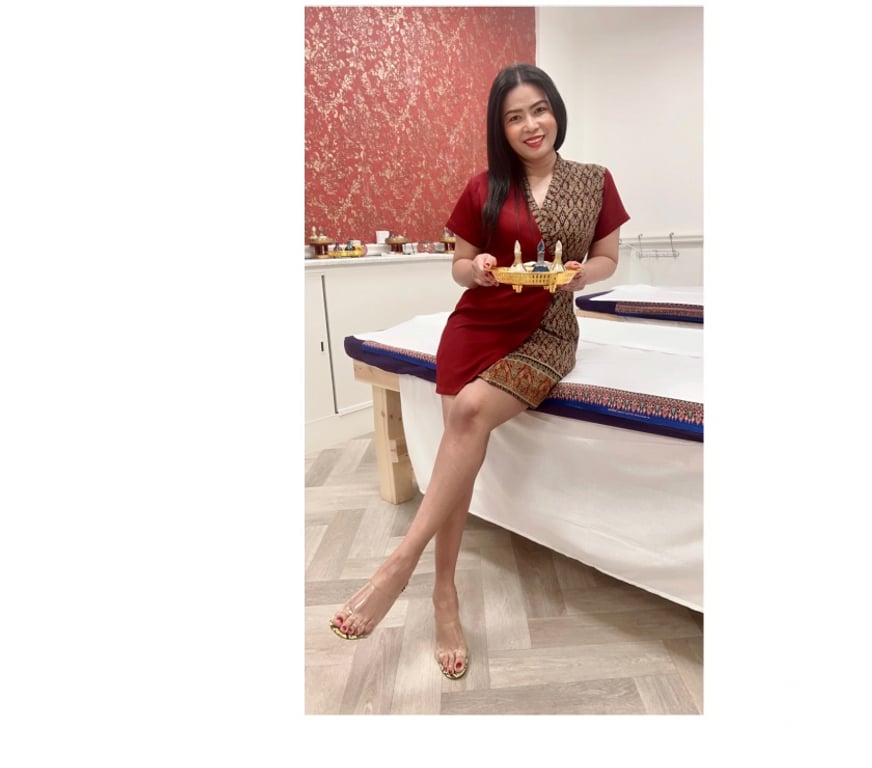 Full body massage South Yorkshire Barnsley - Photos for Veeji thai massage in Barnsley First time 🌺