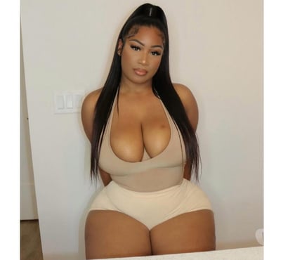 Escorts and Massages Perivale Station Ealing - Photos for NEW curvy seductive Latina girl 🥰