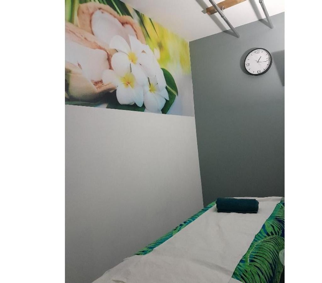 Full body massage East London Walthamstow Wood Street Station - East London - Photos for Full body massage at Walthamstow Wood street