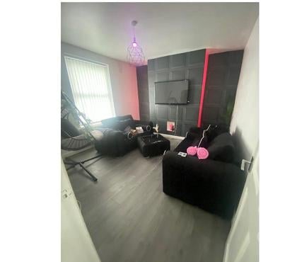 Property to Rent Trafford Park Trafford - Photos for 2 bed furnished house