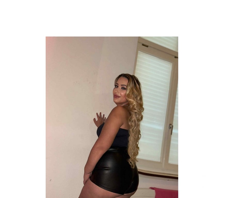 Escorts North West London Harrow - Photos for GFE HENRIETT IN HARROW WEALDSTONE