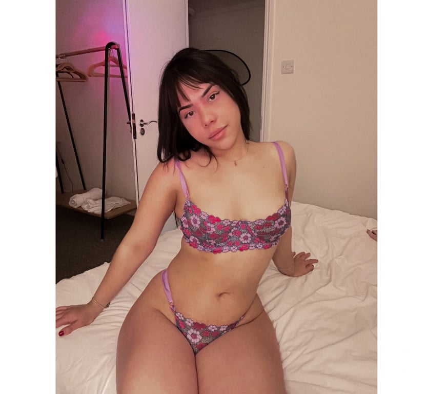 Escorts West Midlands Birmingham - Photos for 🍭🍭 Party & Hot Girl 🇧🇷🥂 AVAILABLE NOW