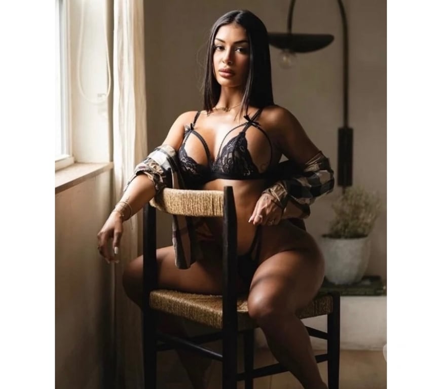 Escorts East London Havering - Photos for 🍒NAUGHTY LARISSA 🪩 🔝HOTTEST BLONDE 🔝PARTY