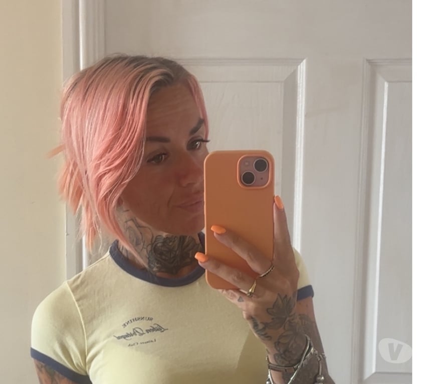 Adult Entertainment Central London London Bridge Station - Central London - Photos for Short Tattooed Geordie MILF 😍 07404393059 - CALL OR TEXT