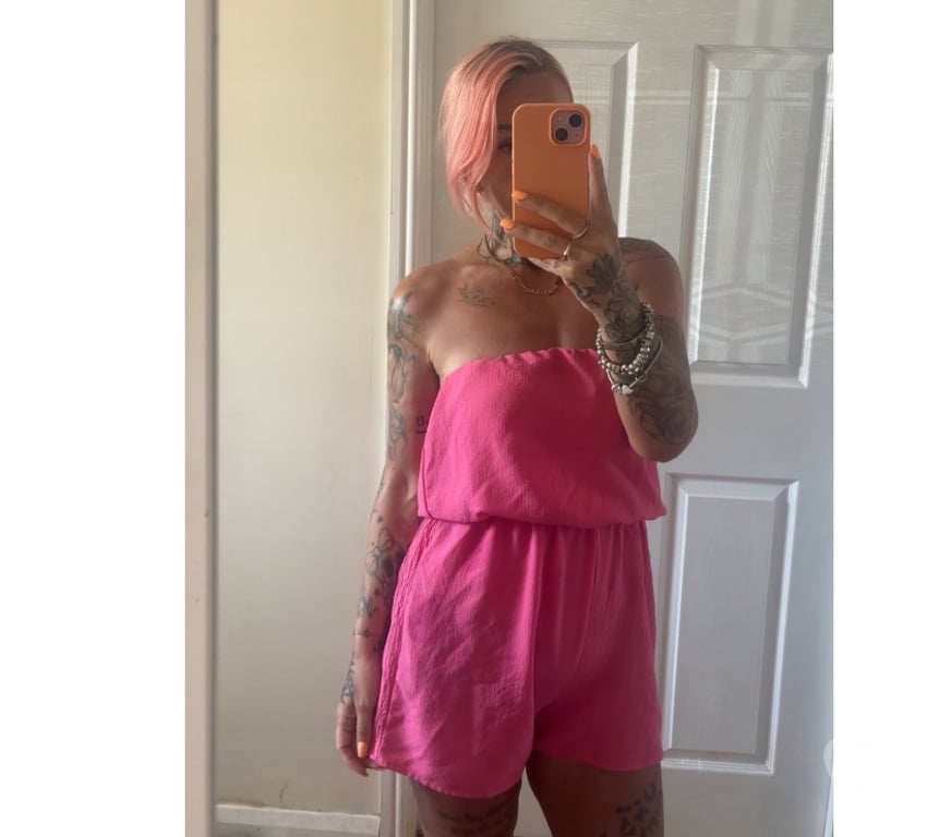 Adult Entertainment Central London London Bridge Station - Central London - Photos for 5’1 Tattooed Geordie MILF 😍 07404393059 - CALL OR TEXT