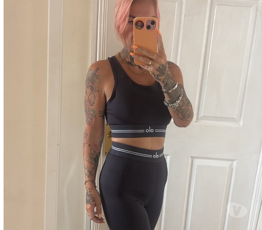 Adult Entertainment Central London London Bridge Station - Central London - Photos for Short Tattooed Geordie MILF 😍 07404393059 - CALL OR TEXT