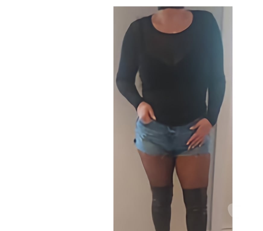 Escorts Falkirk Stenhousemuir - Falkirk - Photos for Fun Blonde House Wife Available All Day 🫦