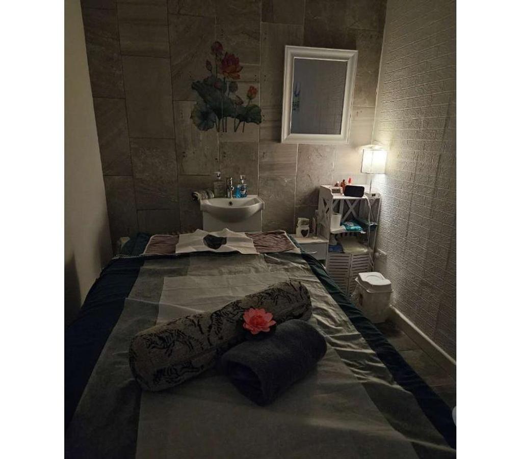Full body massage Gloucestershire Cheltenham - Photos for Oriental Massage Therapy in Cheltenham