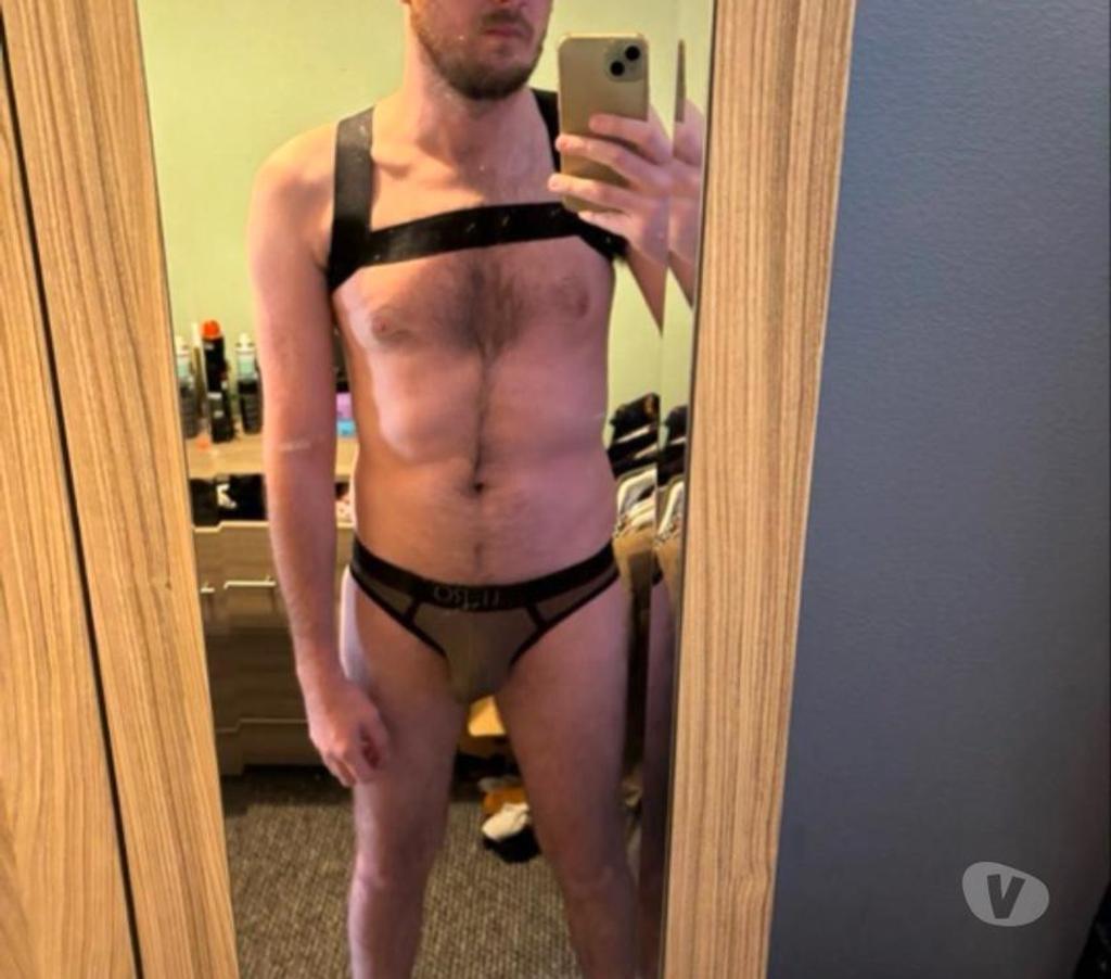  Gay massage South Yorkshire Barnsley - Photos for Gay escorts Barnsley 34