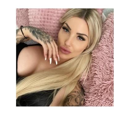  Escorts & Erotic Massage Middlesbrough Town Centre Middlesbrough - Photos for Rossie new baby only for you !🥰😍