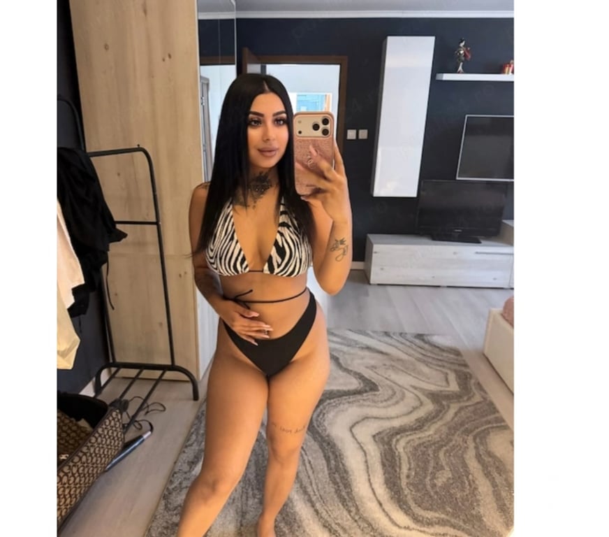 Escorts North West London Colindale - North West London - Photos for Hi im sayda brunete girl xx call me xx