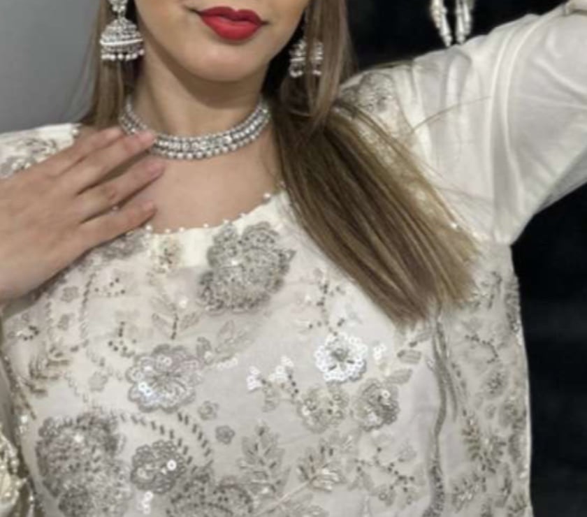 British Escorts & Erotic Massage Birmingham City Centre Birmingham - Photos for British Pakistani 🇵🇰 Call Me 📞