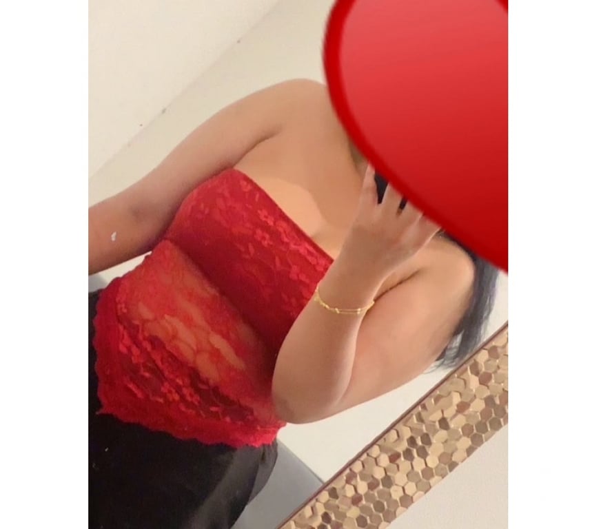 Escorts West Midlands Birmingham - Photos for HALIMA Pakistani queen 🇵🇰 PARTY GIRL