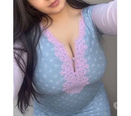  Escorts & Erotic Massage Birmingham City Centre Birmingham - Photos for British Pakistani 🇵🇰 Call Me 📞