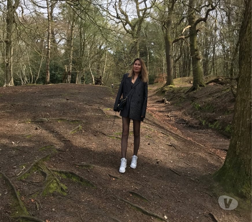 Escorts Cheshire East Congleton - Cheshire East - Photos for Ella and Kara working in Salon