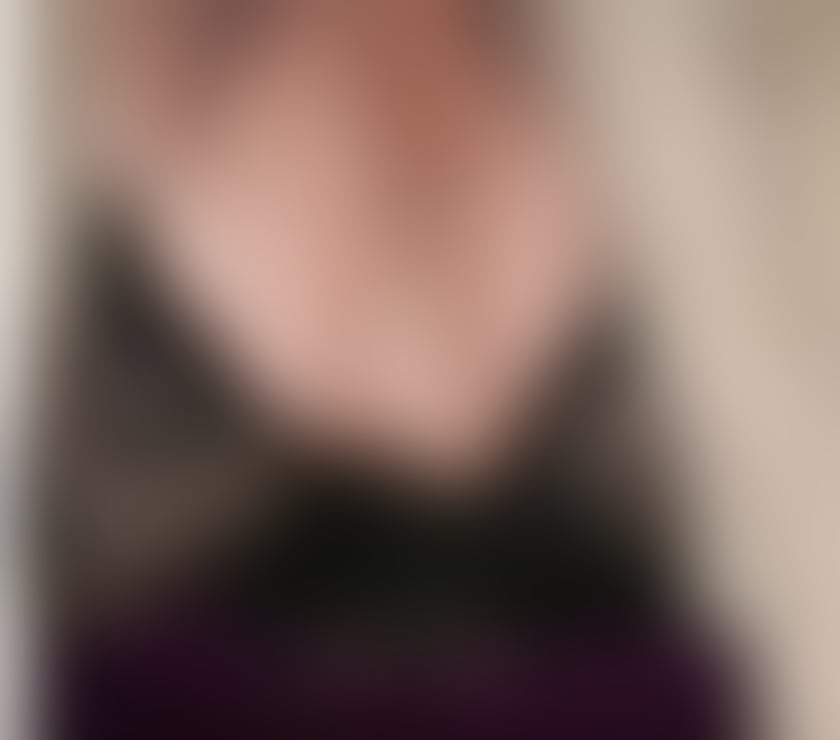 Escorts Devon Exeter - Photos for OUTCALLS ONLY between 11am and 8pm!