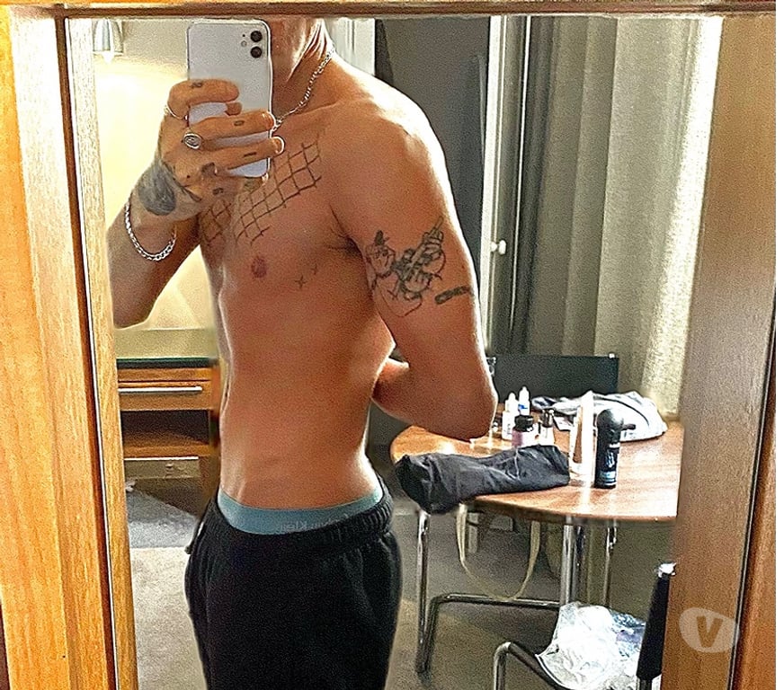 Gay massage Greater Manchester Manchester - Photos for MEET TONIGHT? XL