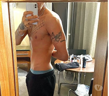 Gay escorts Manchester City Centre Manchester - Photos for MEET TONIGHT? XL