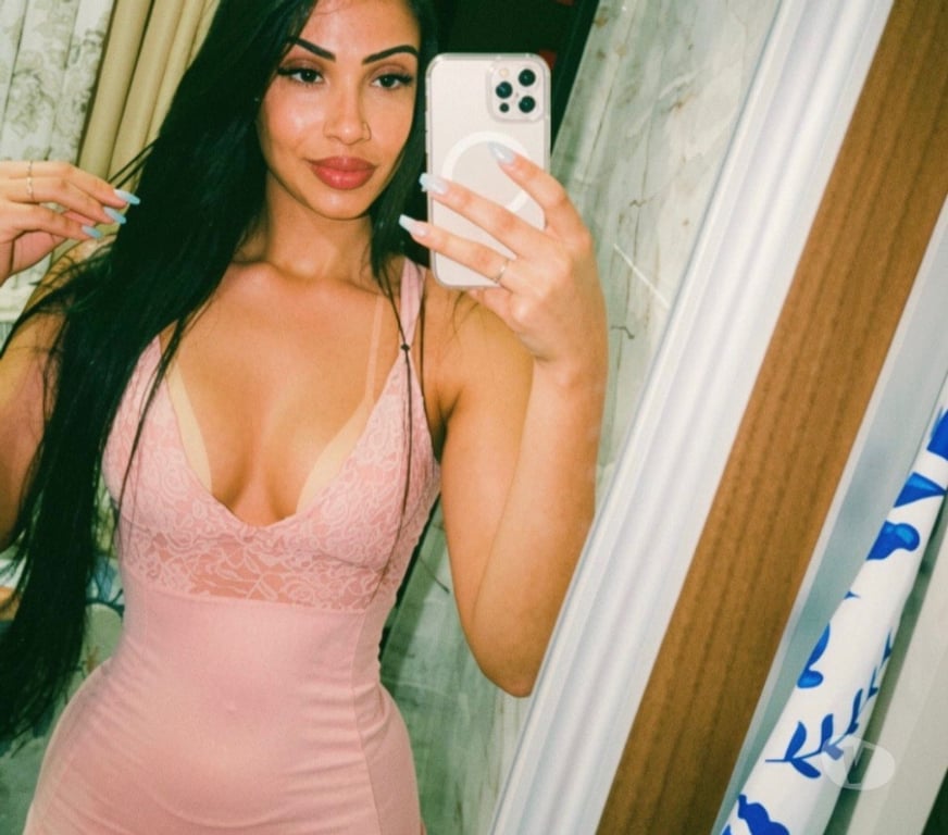 Escorts North West London Brent Cross - North West London - Photos for 💙Delia☎️The best Services and Nuru massage