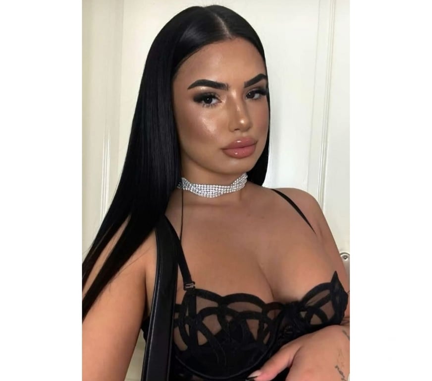 Escorts North London Enfield - Photos for 🦋Carla is the perfect Escort for your fantasy💕