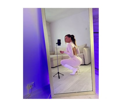  Escorts & Erotic Massage Camberwell South East London - Photos for 🦋Carla is the perfect Escort for your fantasy💕