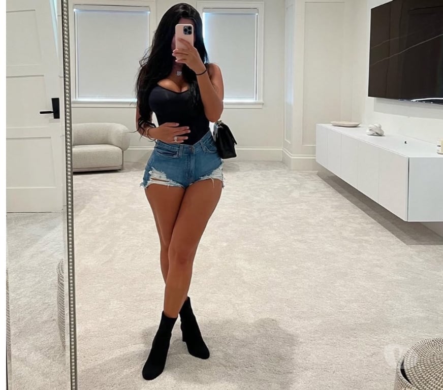 Escorts Kent Dartford - Photos for 💖Candy Manu🍑Bigass PartyGirl 🥂