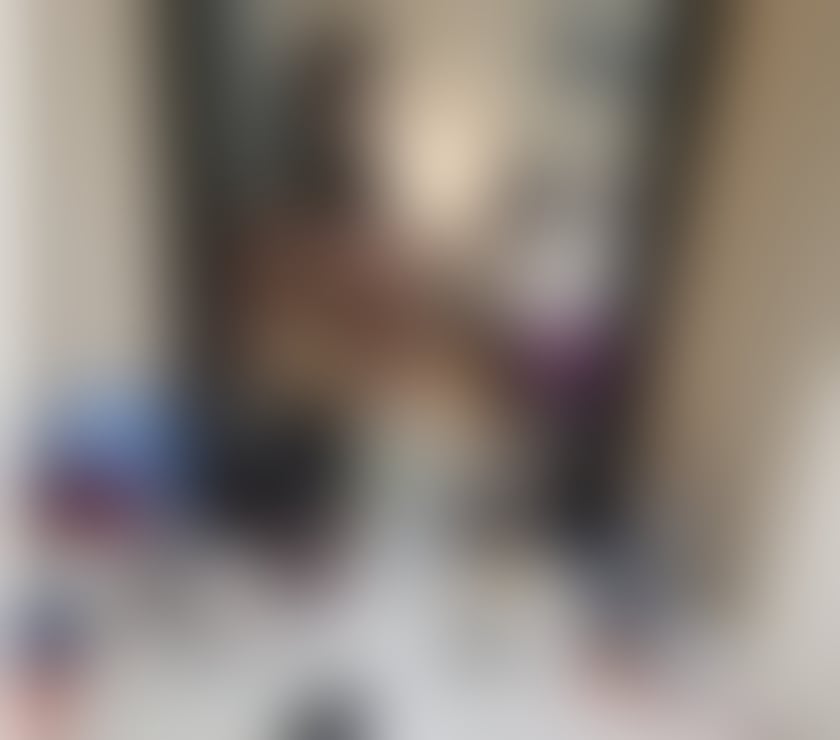 Escorts South East London Plumstead - South East London - Photos for Curve escort. Please text me or call me in WhatsApp.😘