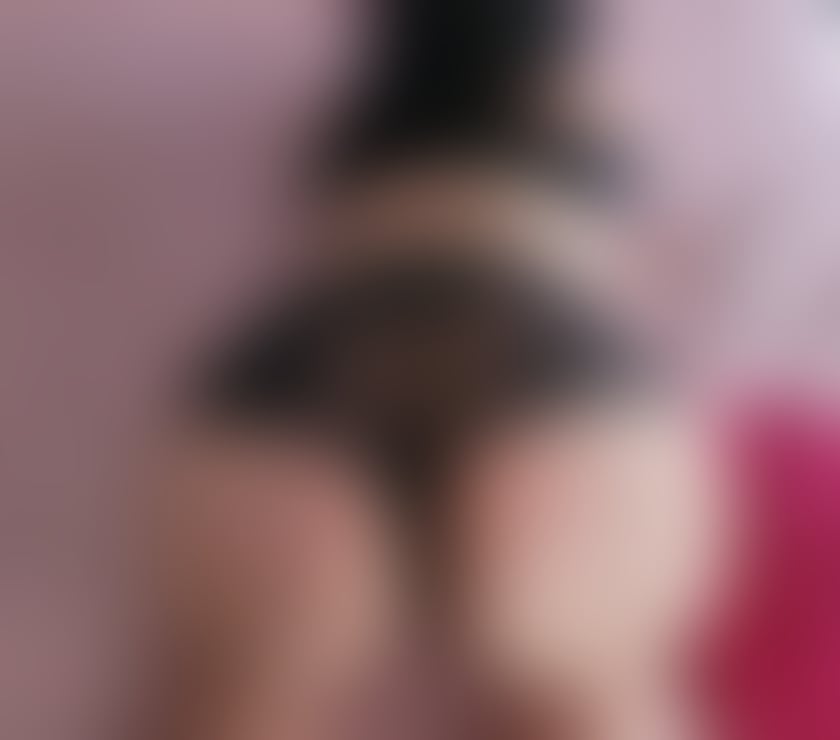 Escorts South East London Plumstead - South East London - Photos for Curve escort. Please text me or call me in WhatsApp.😘
