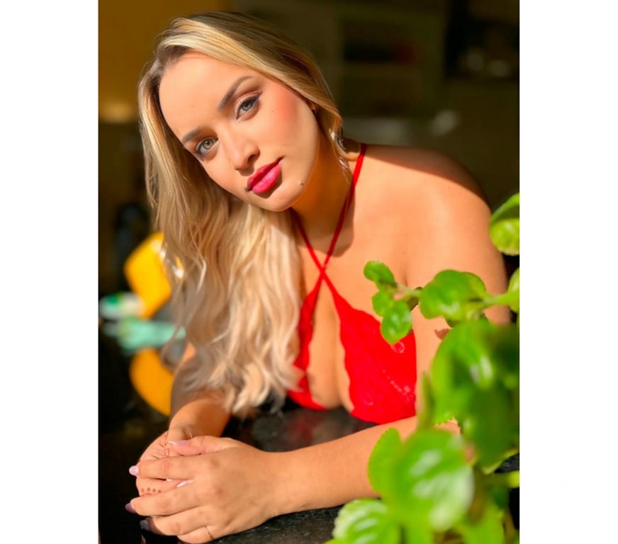 Escorts South West London Sutton - Photos for LUIZA 🇧🇷NEW🇧🇷 🎉 I LOVE PARTY🎉