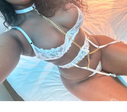 Escorts Romford Havering - Photos for Beautiful curvy chocolate girl