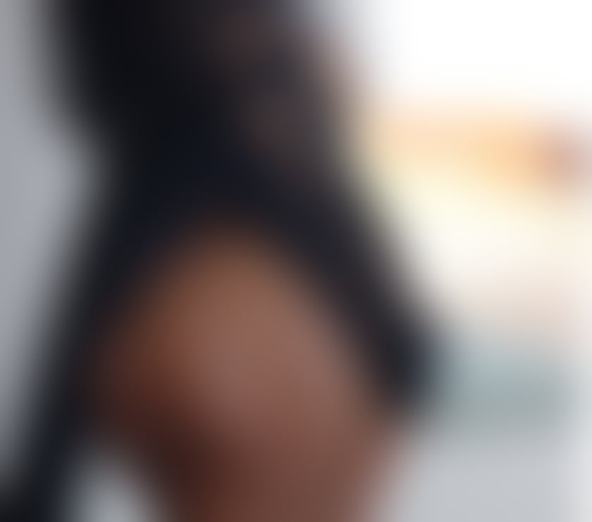 Escorts North West London Euston Square Station - North West London - Photos for NAUGHTY BLACK EBONY GIRLS WANT TO PLAY AND PARTY