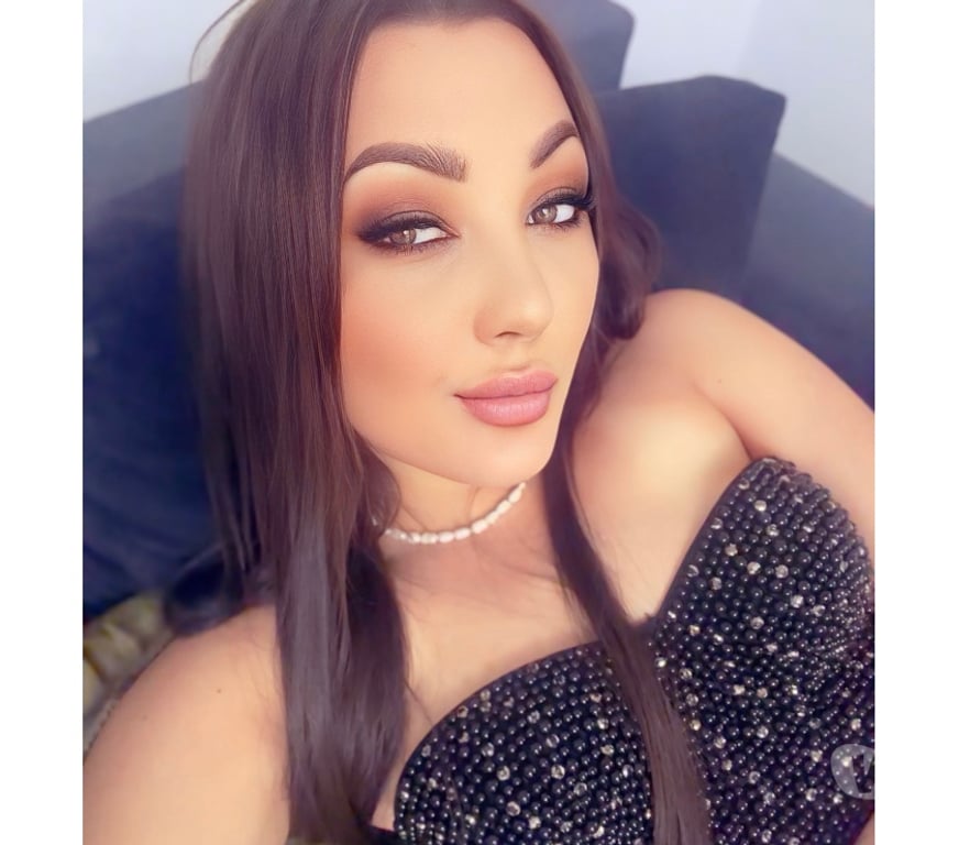 Escorts East London Gants Hill - East London - Photos for Karina 🫦🫦🫦 erotic massage 🦶FEET FETISH😉❤️