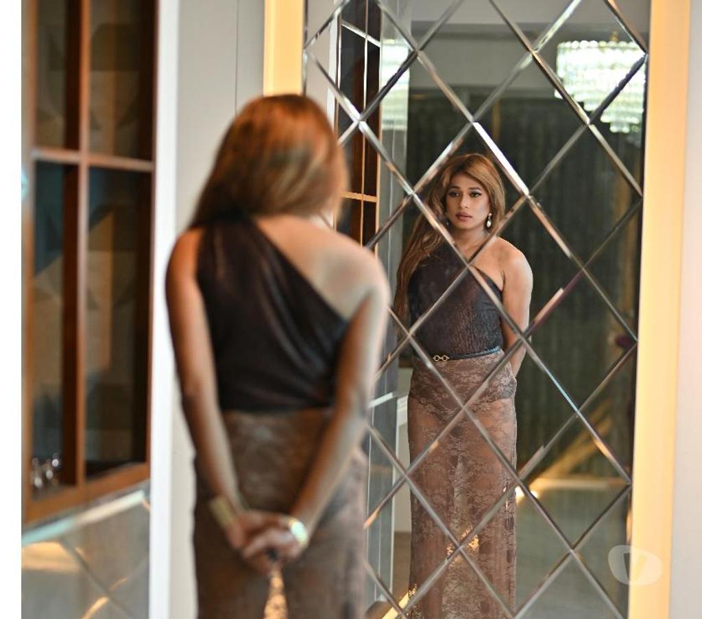 Escorts East London Redbridge - Photos for Pakistani ladyboy shemale trans fully functional