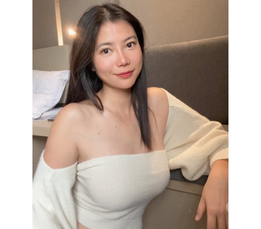 Escorts Warrington Warrington Town Centre - Warrington - Photos for New to the city cente🔥petite Escorts VIP. Full Service